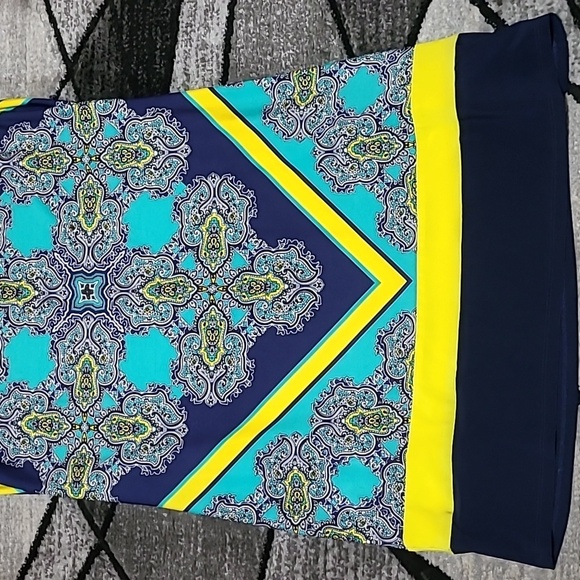 DB ESTABLISHED 1962 GOLD CHAIN HALTER DRESS - Picture 4 of 12